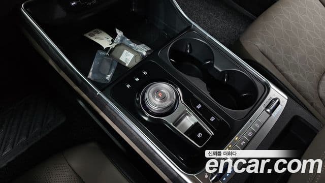 Kia Carnival 2024 — ფოტო 9/20