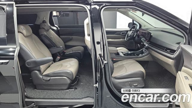 Kia Carnival 2024 — ფოტო 11/20
