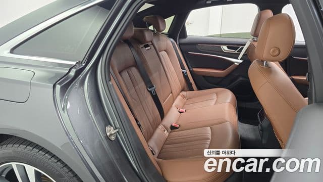 Audi A6 2021 — ფოტო 11/20