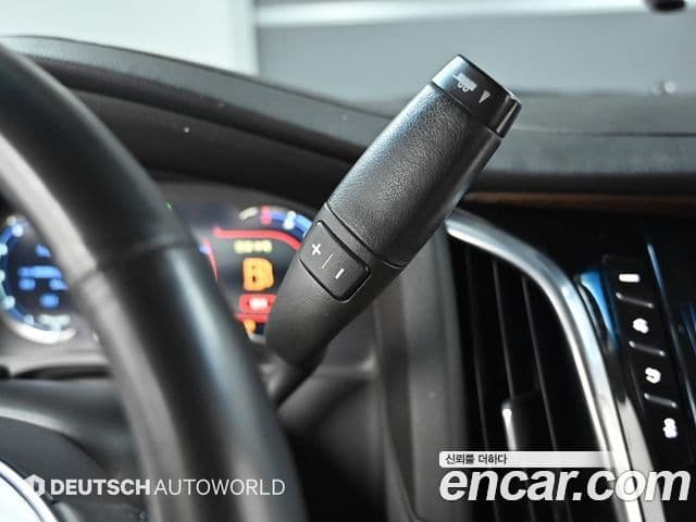 Cadillac Escalade 2019 — Şəkil 8/20
