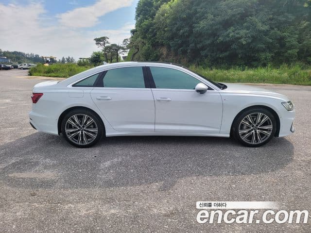 Audi A6 2022 — ფოტო 3/20