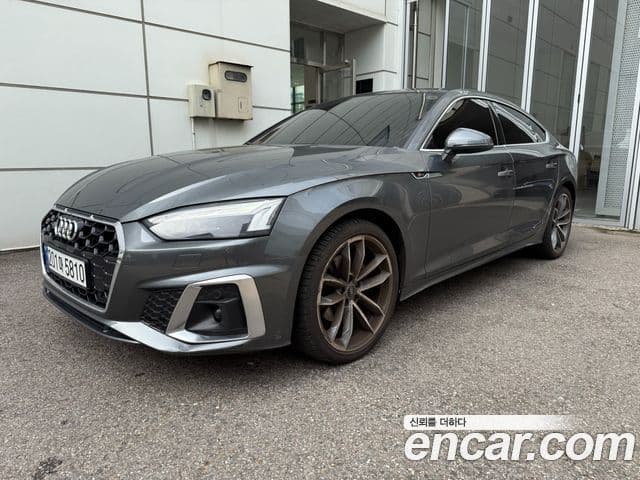 Audi A5 2022 — ფოტო 8/17