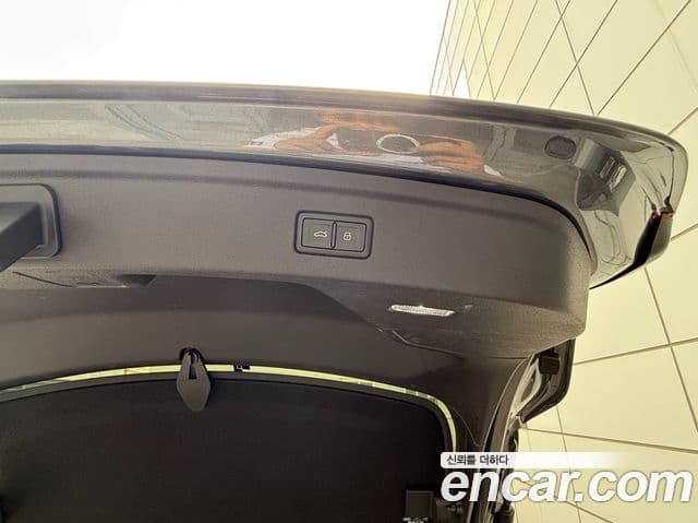 Audi A5 2022 — ფოტო 16/17
