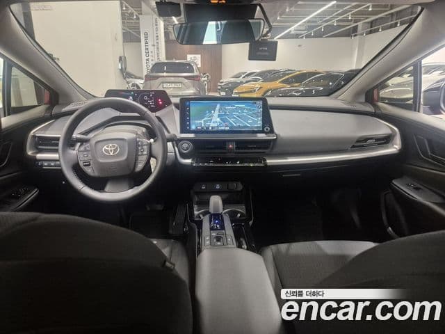 Toyota Prius 2024 — Şəkil 6/18