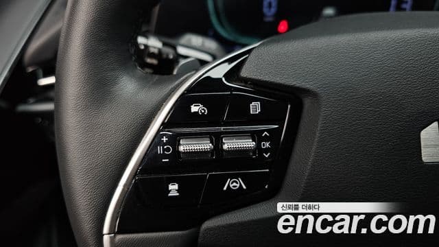 Kia Niro 2022 — фото 18 из 20