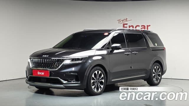 Kia Carnival 2023 — Фото 1/20