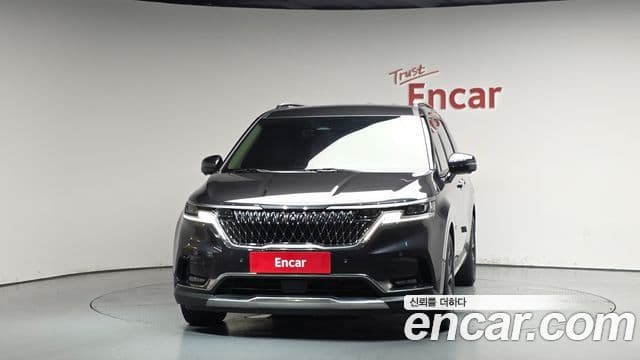 Kia Carnival 2023 — Фото 3/20