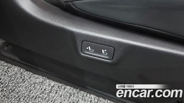 Kia Carnival 2023 — Фото 16/20