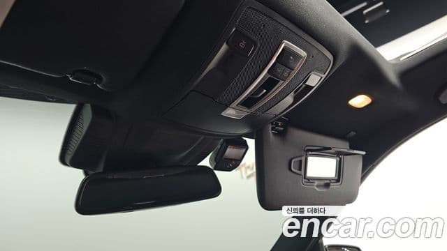 Mercedes-Benz GLE-Class 2018 — Şəkil 21/33