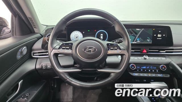 Hyundai Avante 2022 — ფოტო 14/20