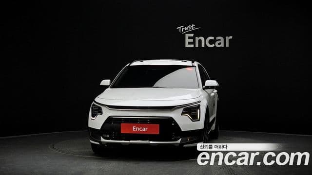 Kia Niro 2022 — Фото 3/20