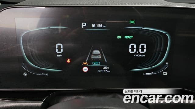 Kia Niro 2022 — Фото 8/20