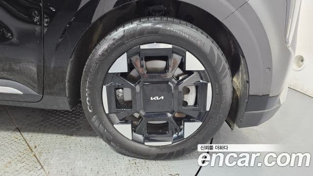 Kia Carnival 2024 — Photo 29/35