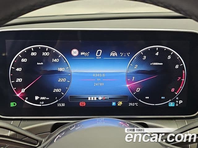 Mercedes-Benz C-Class 2023 — ფოტო 5/14