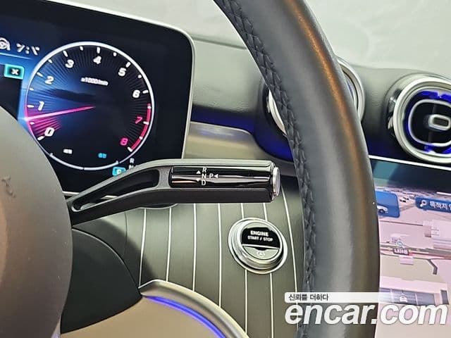 Mercedes-Benz C-Class 2023 — ფოტო 7/14