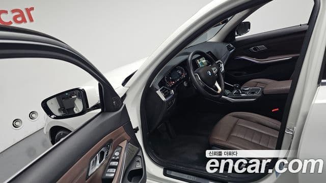 BMW 3 Series 2021 — ფოტო 10/20