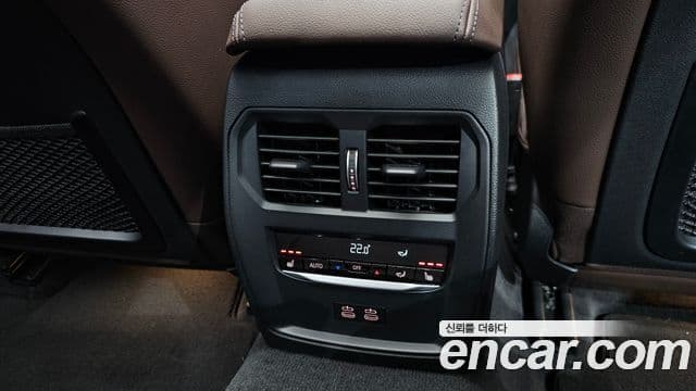 BMW 3 Series 2021 — ფოტო 19/20