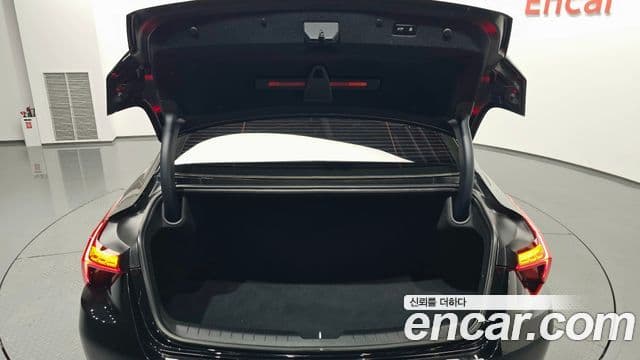 Kia K8 2021 — Photo 9/36