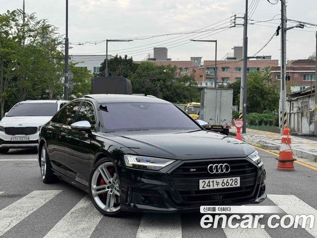 Audi S8 2020 — Photo 11/20