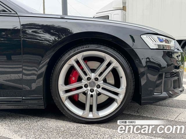 Audi S8 2020 — Photo 8/20