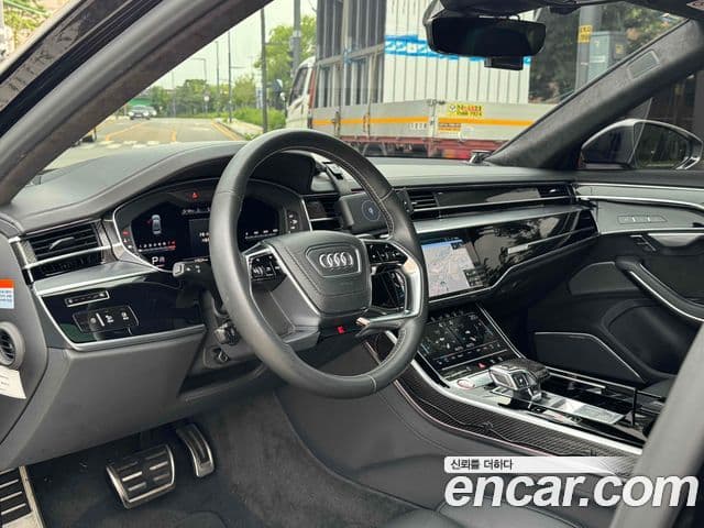 Audi S8 2020 — Photo 2/20