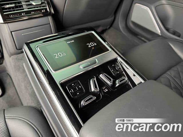 Audi S8 2020 — Photo 9/20