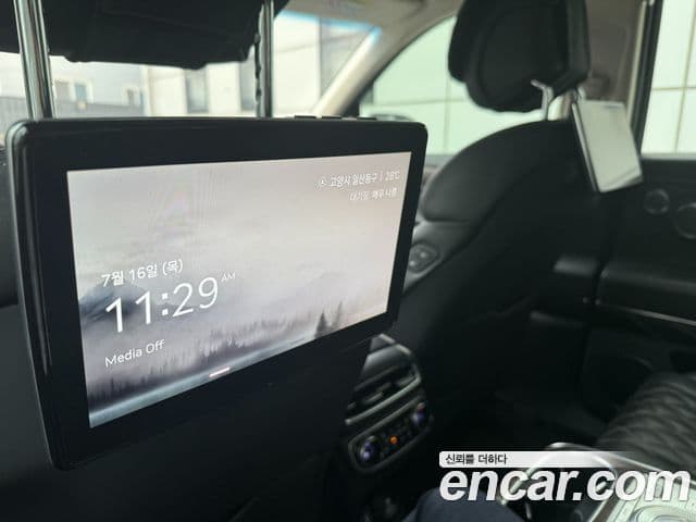 Genesis GV80 2021 — Şəkil 14/19