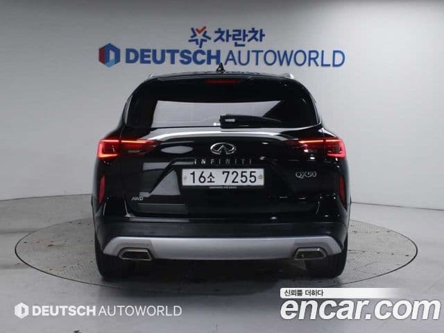 Infiniti QX50 2019 — Photo 8/20