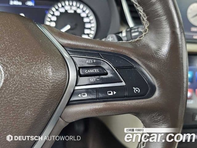 Infiniti QX50 2019 — Photo 16/20