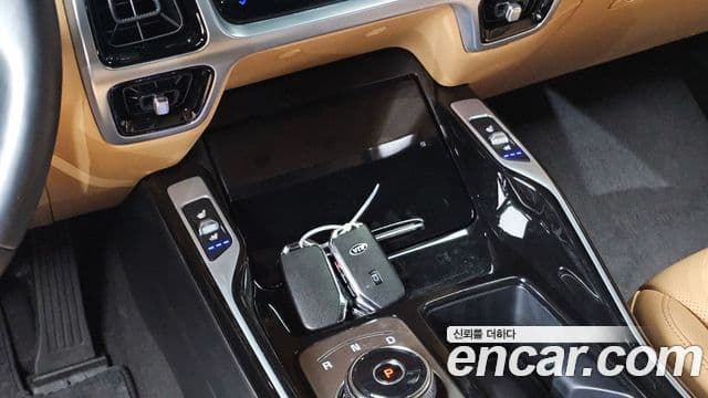 Kia Sorento 2021 — Şəkil 18/20