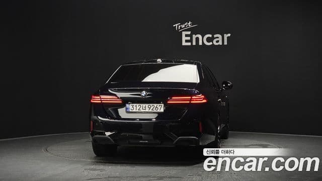 BMW 5 Series 2024 — Şəkil 3/20