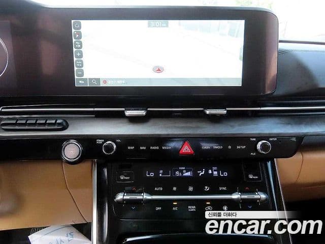 Kia Carnival 2022 — ფოტო 12/20