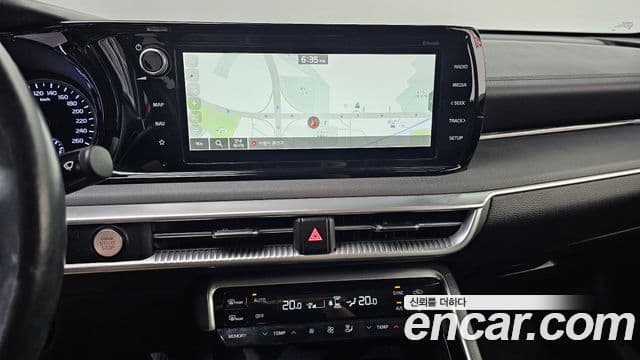 Kia K5 2022 — Şəkil 14/20