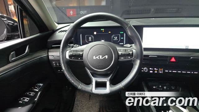 Kia K5 2024 — ფოტო 13/20
