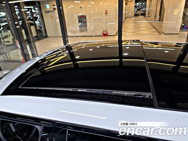 Land Rover Range Rover Evoque 2025 — Şəkil 18/20