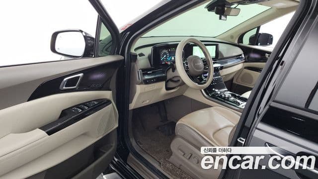 Kia Carnival 2021 — Фото 10/20