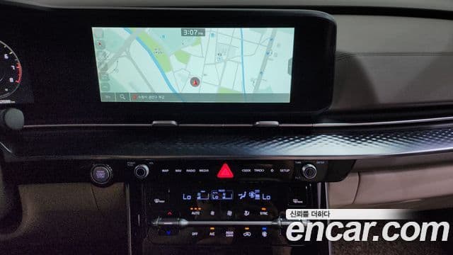 Kia Carnival 2021 — Фото 12/20