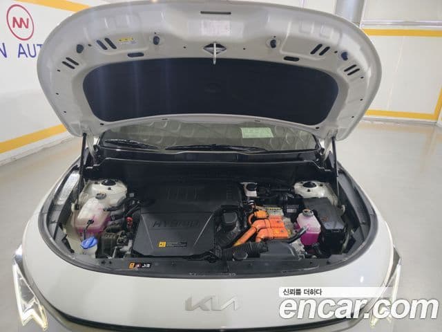 Kia Niro 2023 — Фото 5/20