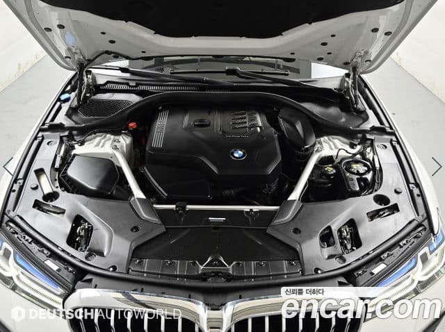 BMW 5 Series 2022 — фото 5 из 10