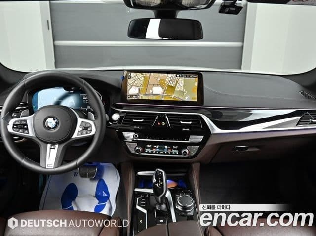 BMW 5 Series 2022 — ფოტო 10/10