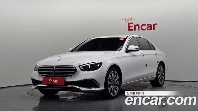 Mercedes-Benz E-Class 2023 — Şəkil 1/20