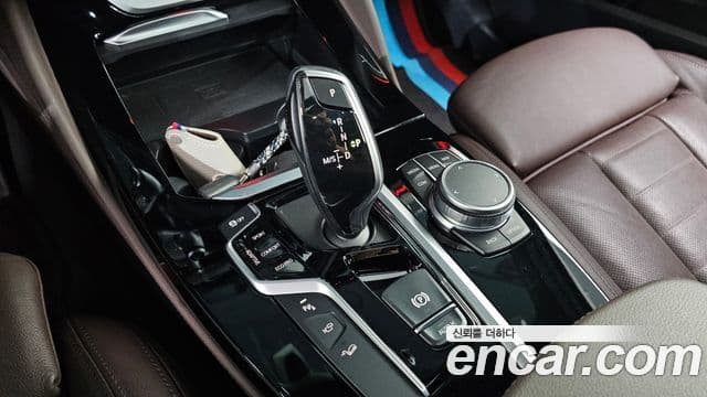 BMW X4 2021 — Şəkil 9/20