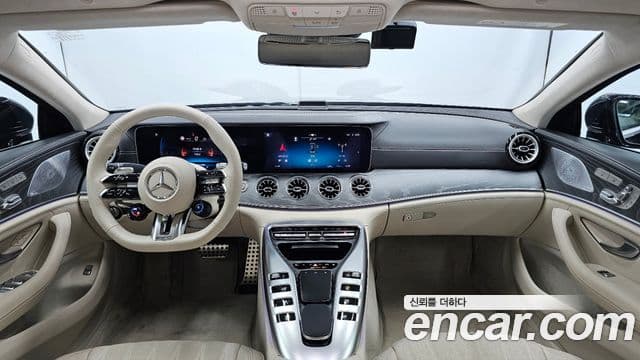Mercedes-Benz AMG GT 2025 — Şəkil 9/18
