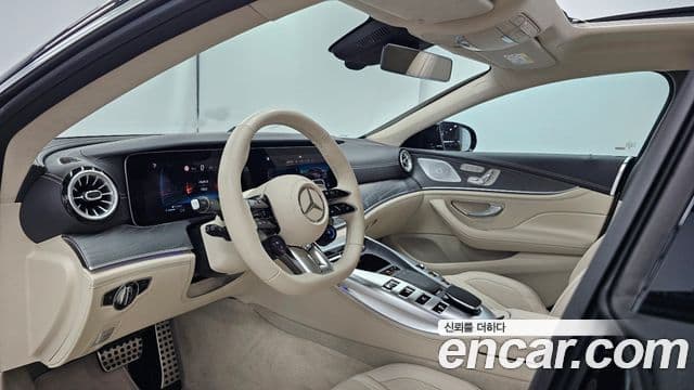 Mercedes-Benz AMG GT 2025 — Şəkil 13/18