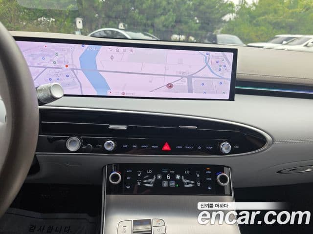 Genesis GV70 2024 — ფოტო 10/18