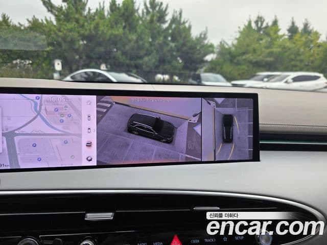 Genesis GV70 2024 — ფოტო 17/18