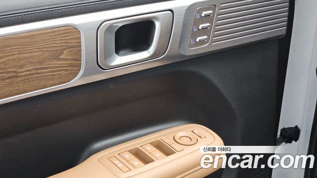 Hyundai Santa Fe 2025 — ფოტო 18/20