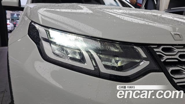 Land Rover Discovery Sport 2021 — ფოტო 18/36