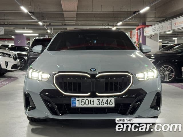 BMW 5 Series 2026 — ფოტო 1/11
