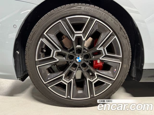 BMW 5 Series 2026 — ფოტო 6/11